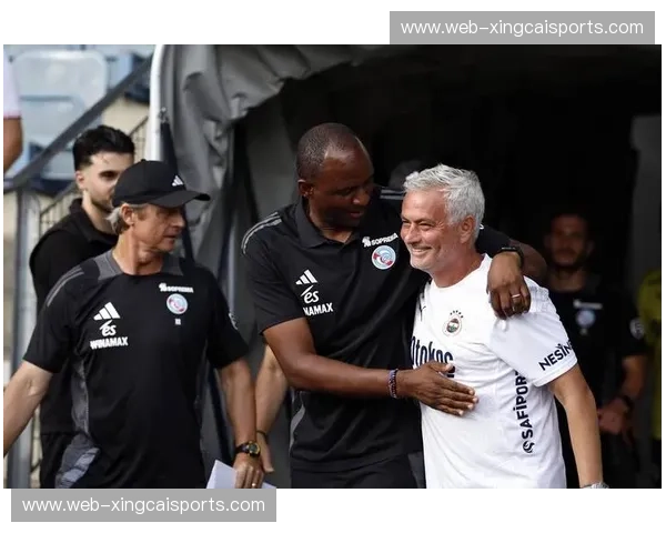 因莫比莱在巴黎FC锋线领衔 但球队整体创造力仍显不足 因莫比莱在巴黎FC锋线领衔 但球队整体创造力仍显不足